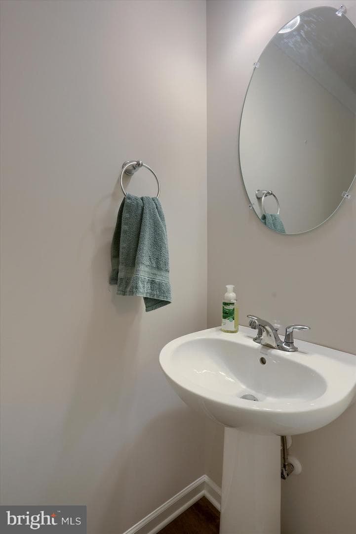 227 Aldenwood Drive photo 7