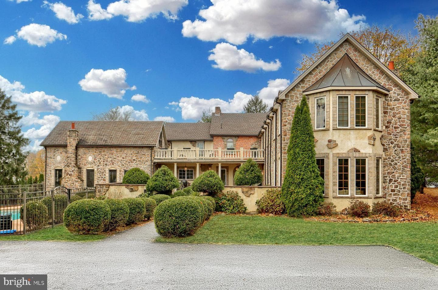107 Ellesmere Lane photo 4
