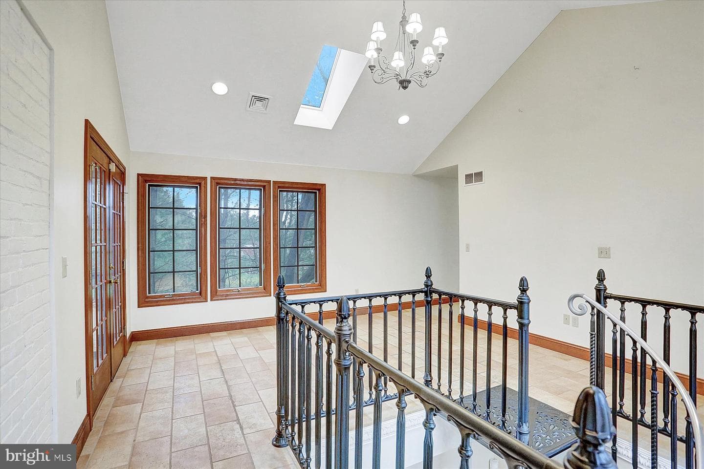 107 Ellesmere Lane photo 42
