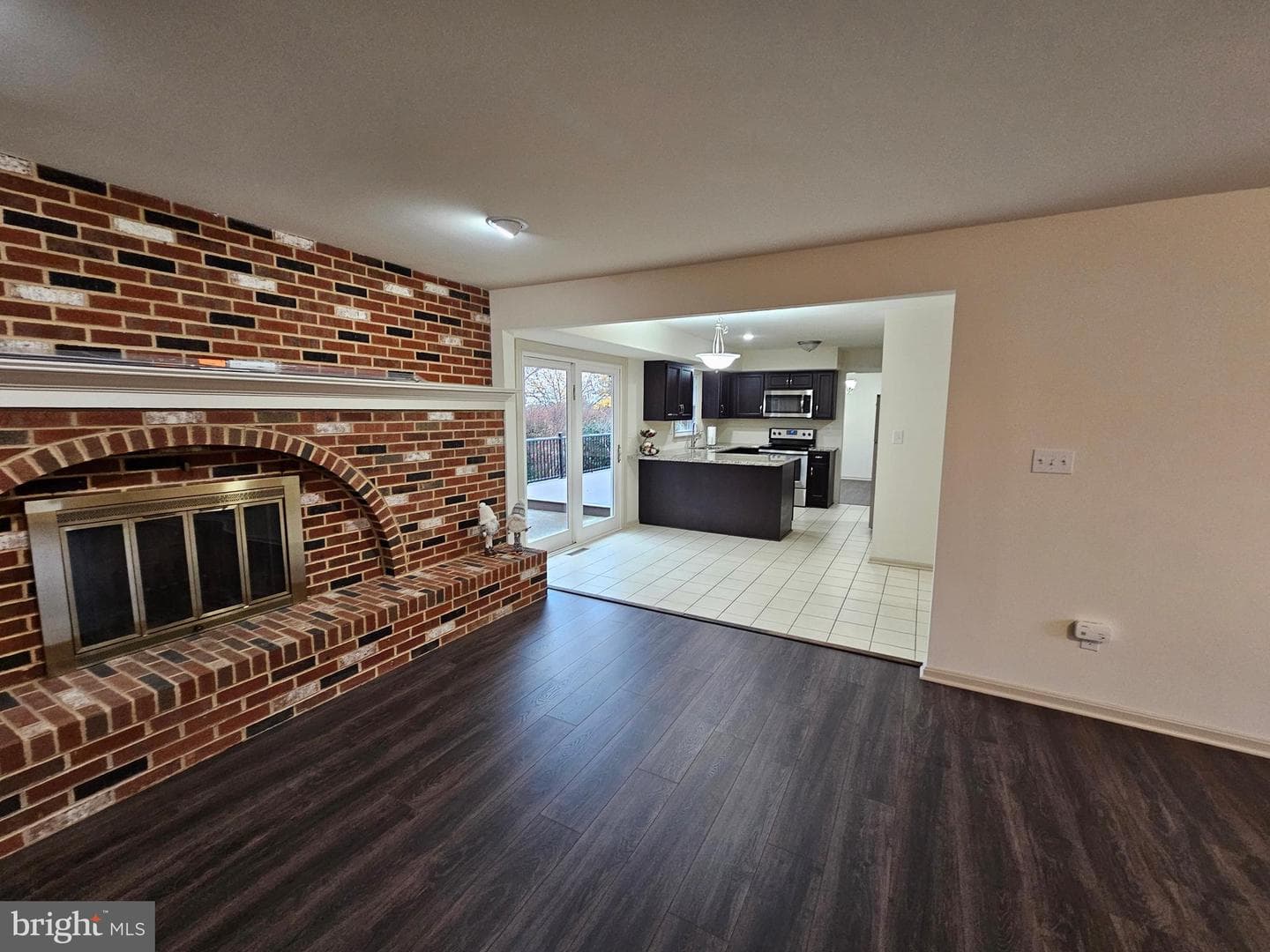 109 Deerfield Road photo 16