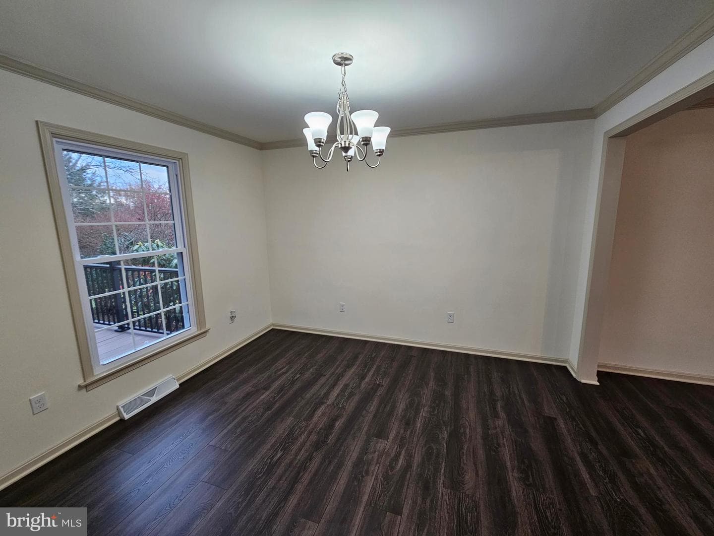 109 Deerfield Road photo 20