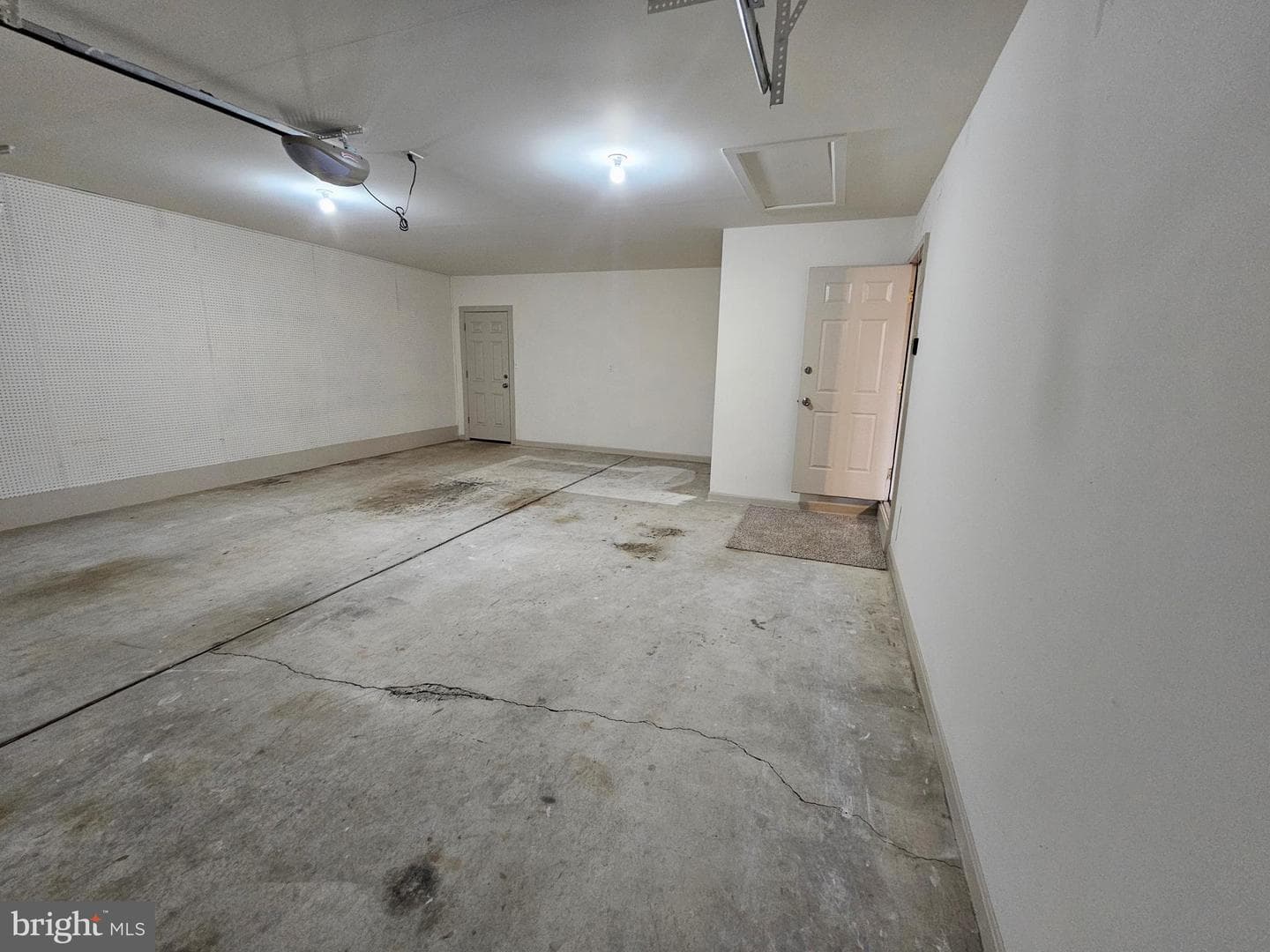 109 Deerfield Road photo 36