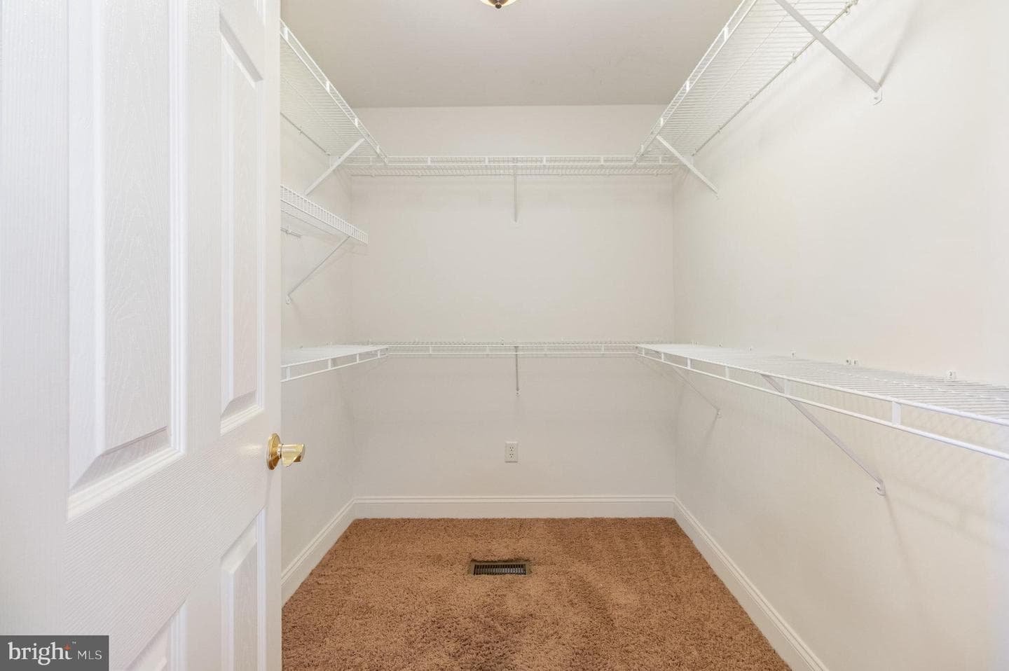 2293 Mill Road photo 21