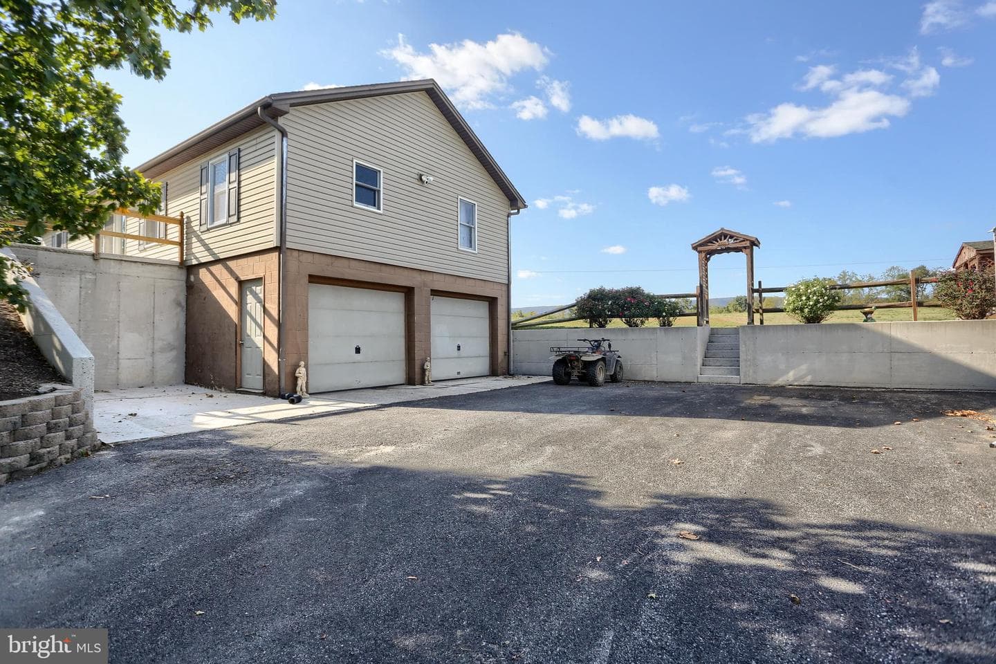 337 Newburg Road photo 2