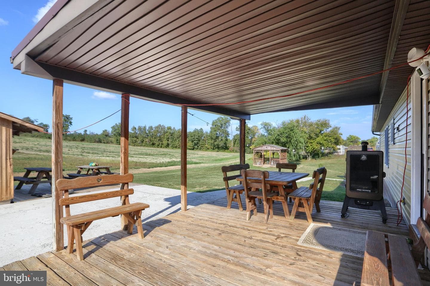 337 Newburg Road photo 4