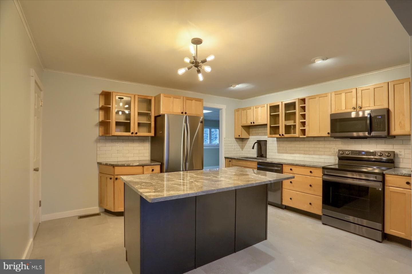 12 Cedarhurst Lane photo 7