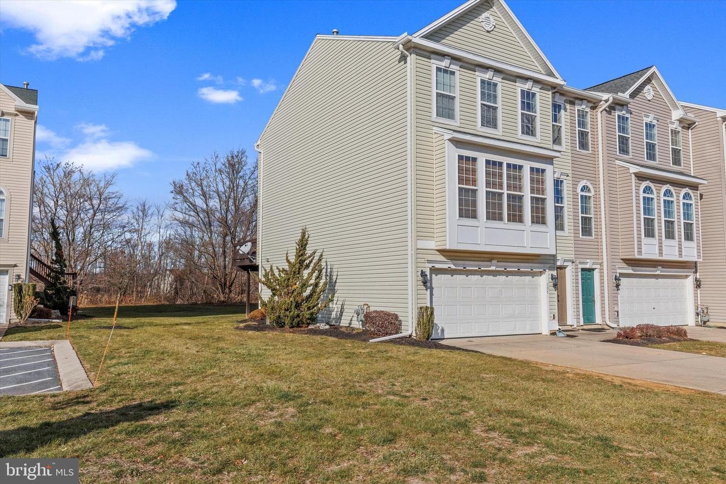 207 Brook Meadow Drive photo 2