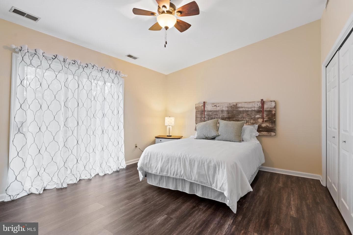 51 Eastwick Lane photo 12
