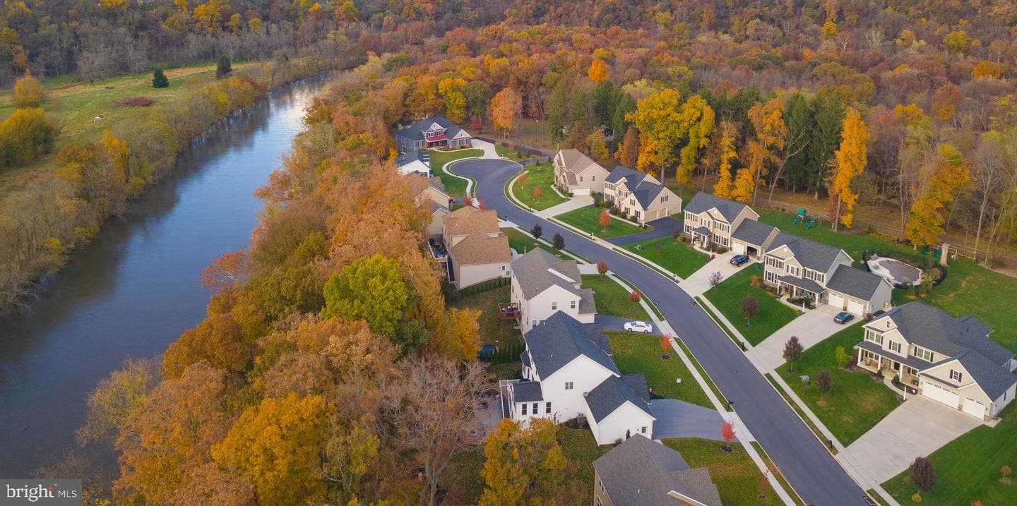 41 Balfour Drive photo 2
