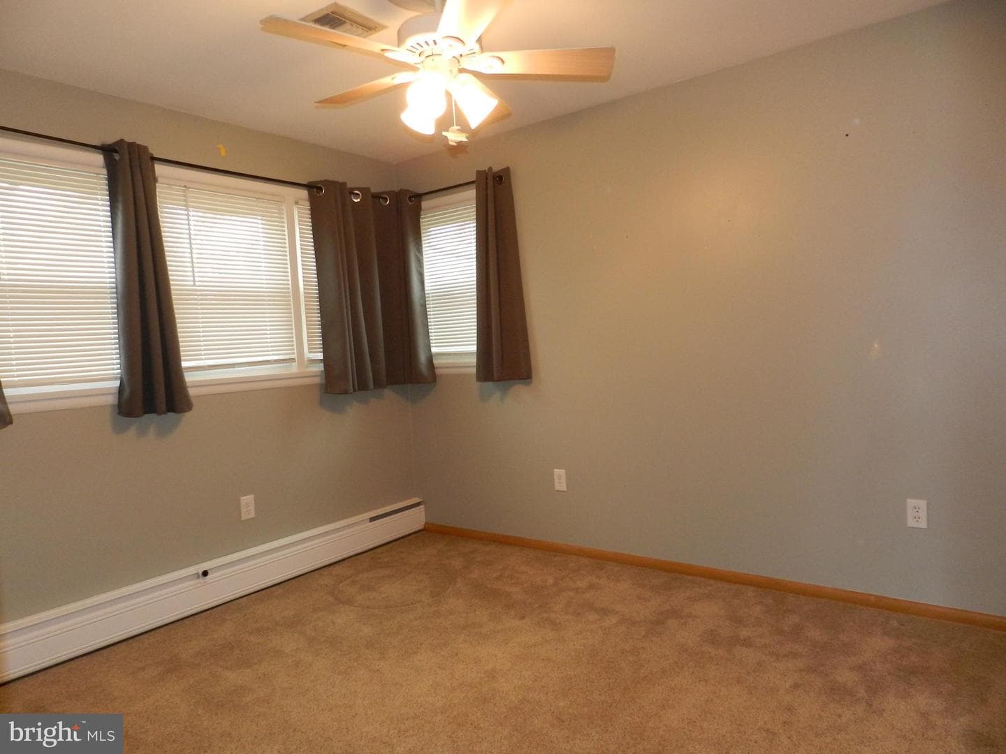 516 E Winding Hill Road photo 20