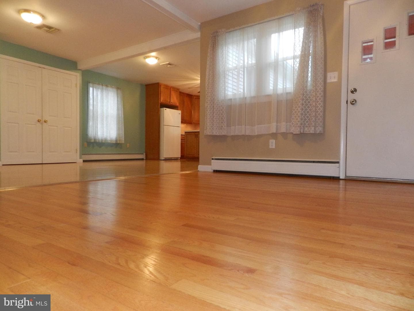 516 E Winding Hill Road photo 5