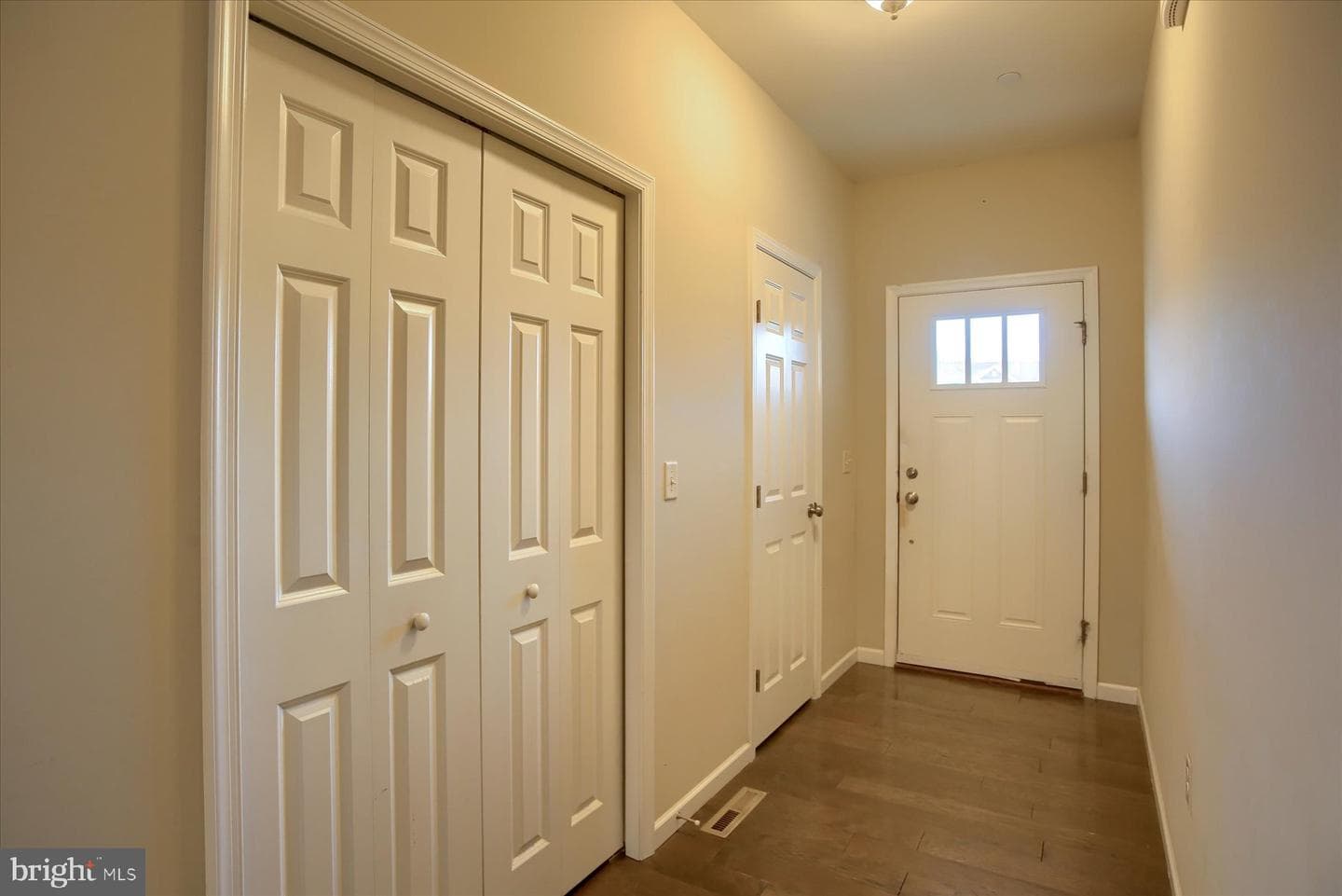 1780 Fairbank Lane photo 5