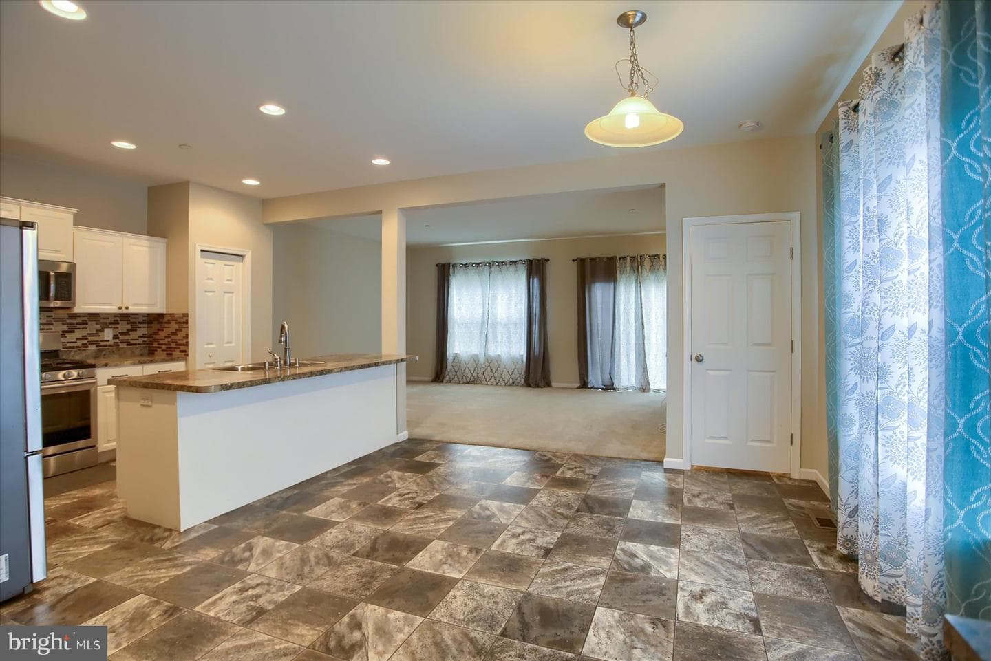 1780 Fairbank Lane photo 8