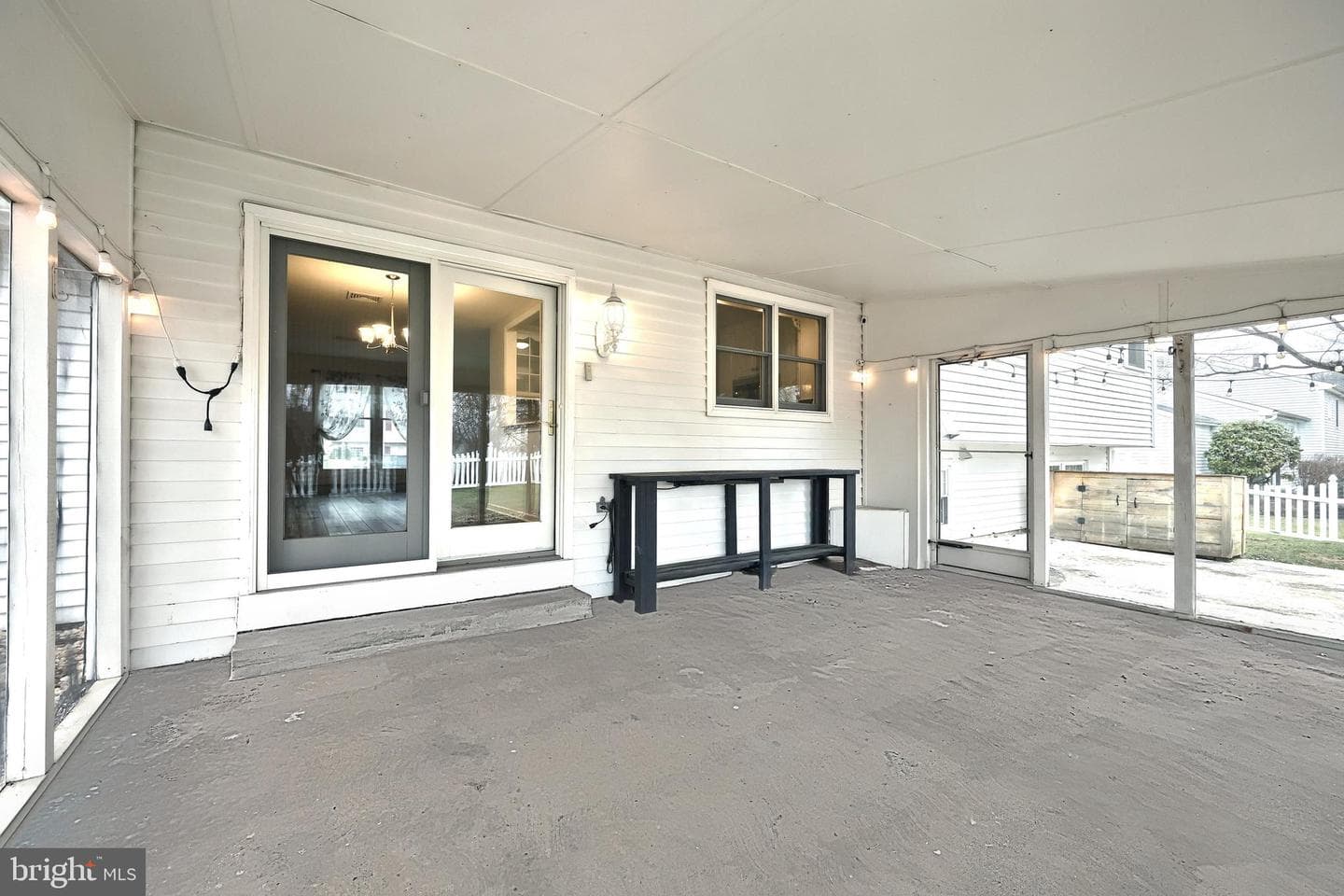 805 Briarwood Lane photo 32
