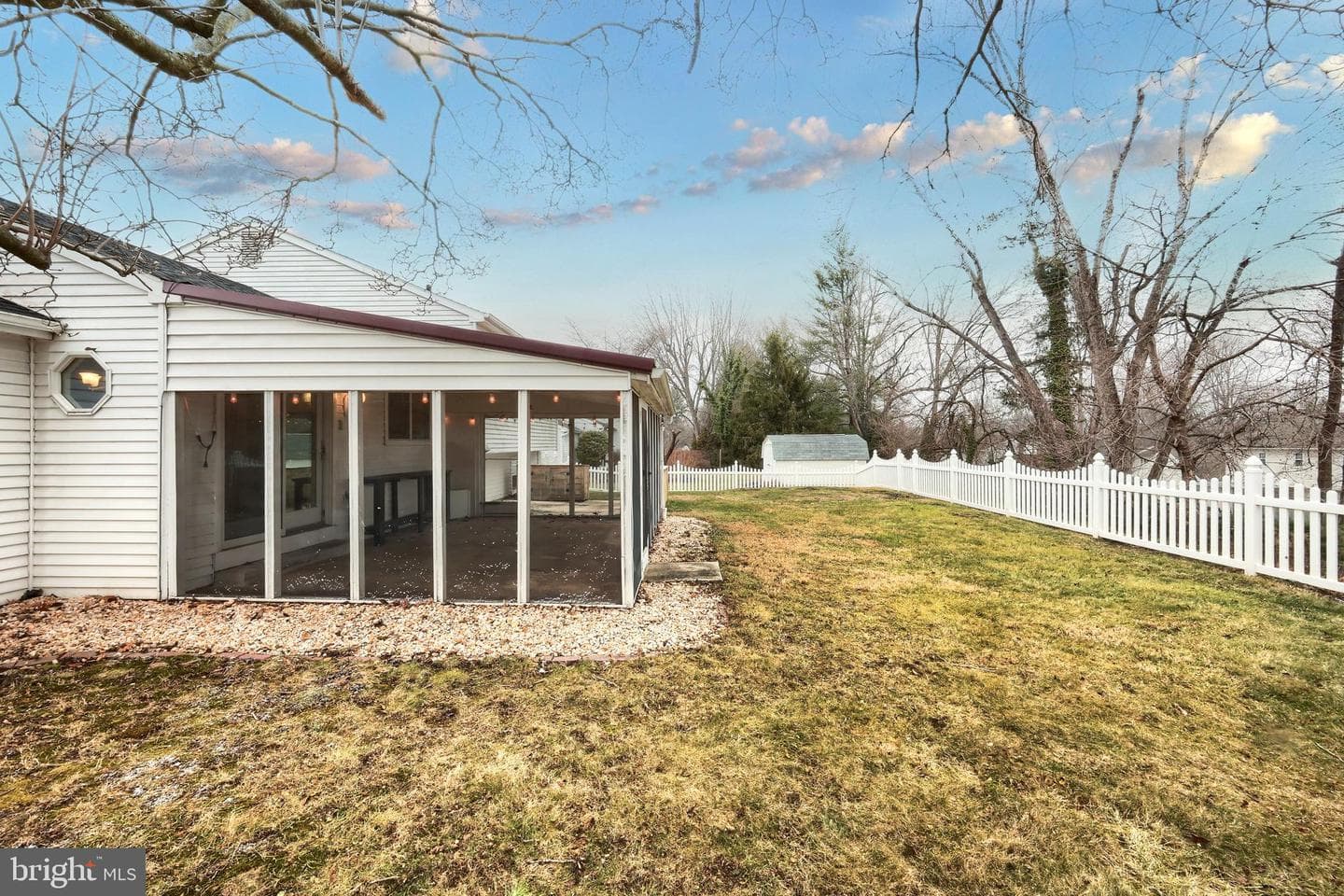805 Briarwood Lane photo 35