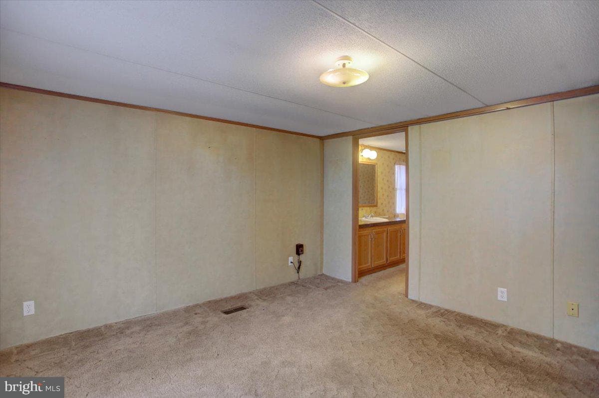 434 Oakville Road photo 17