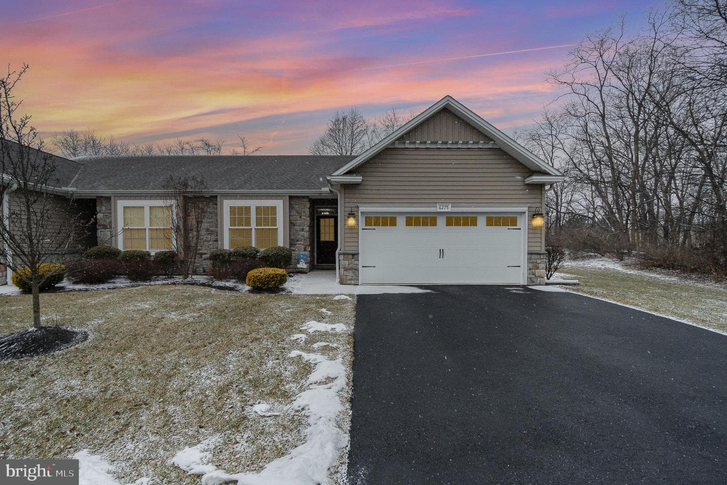6275 Thornhill Lane photo 2