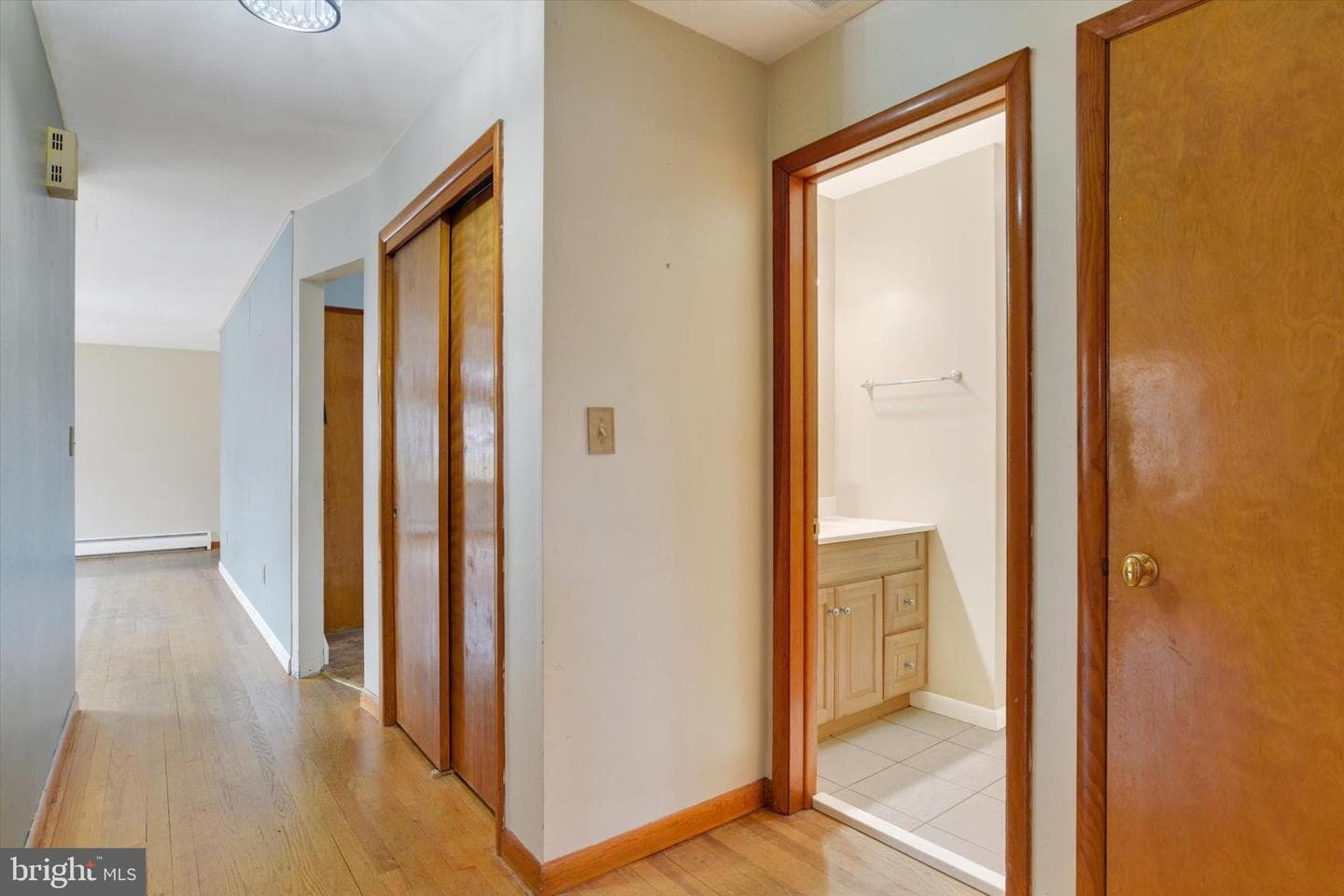 104 S George Street photo 17