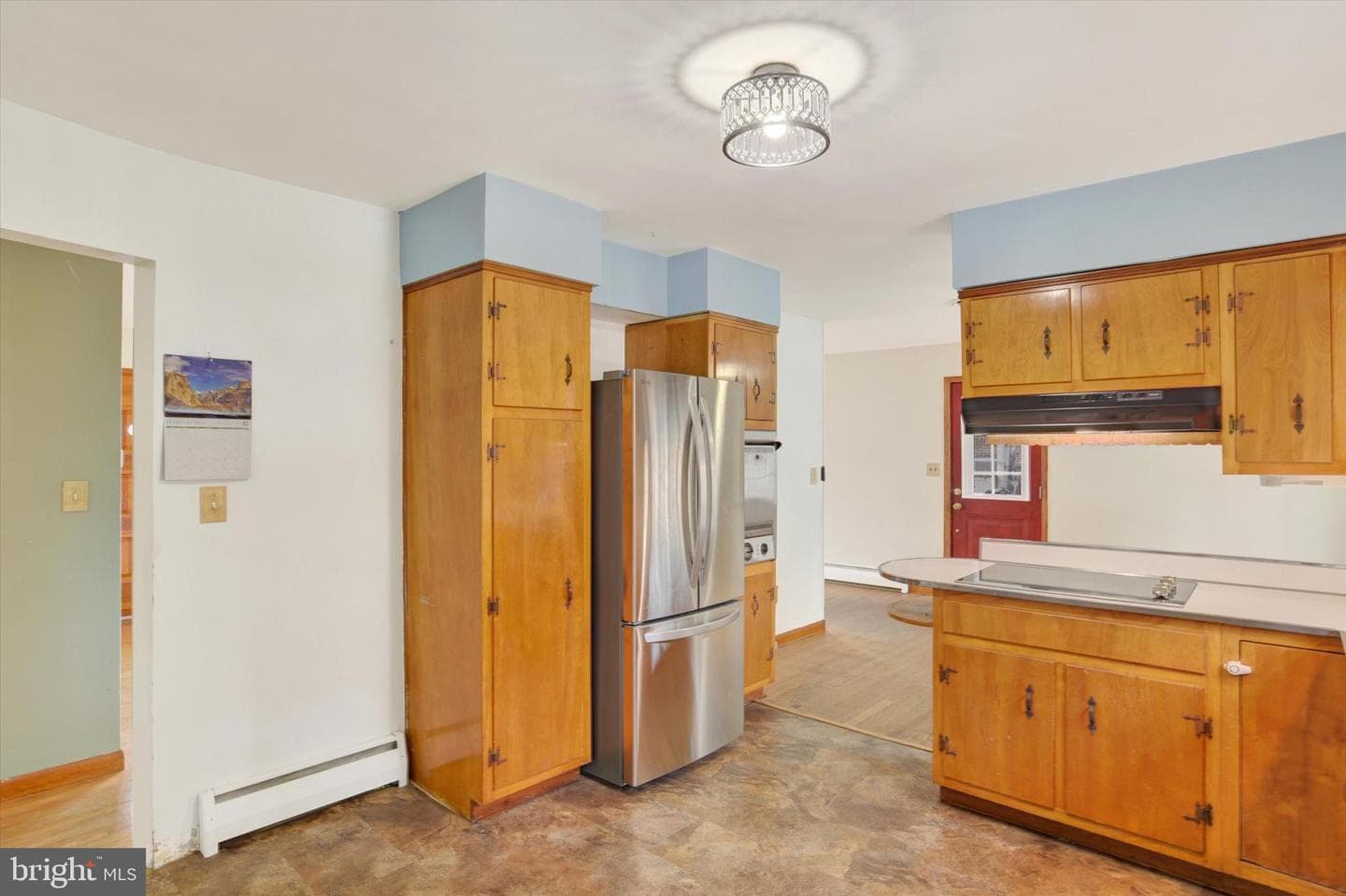 104 S George Street photo 9
