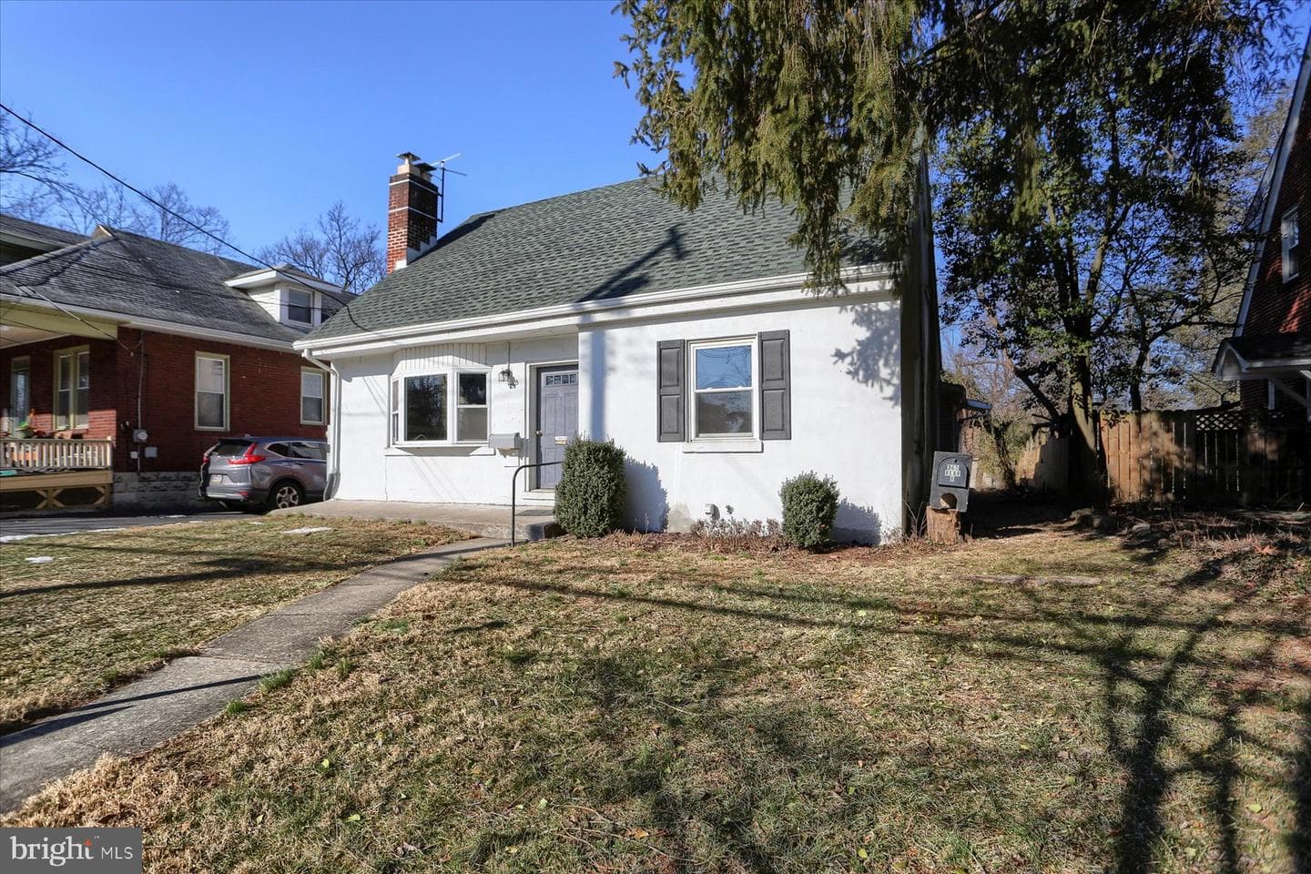 365 Walton Street photo 3
