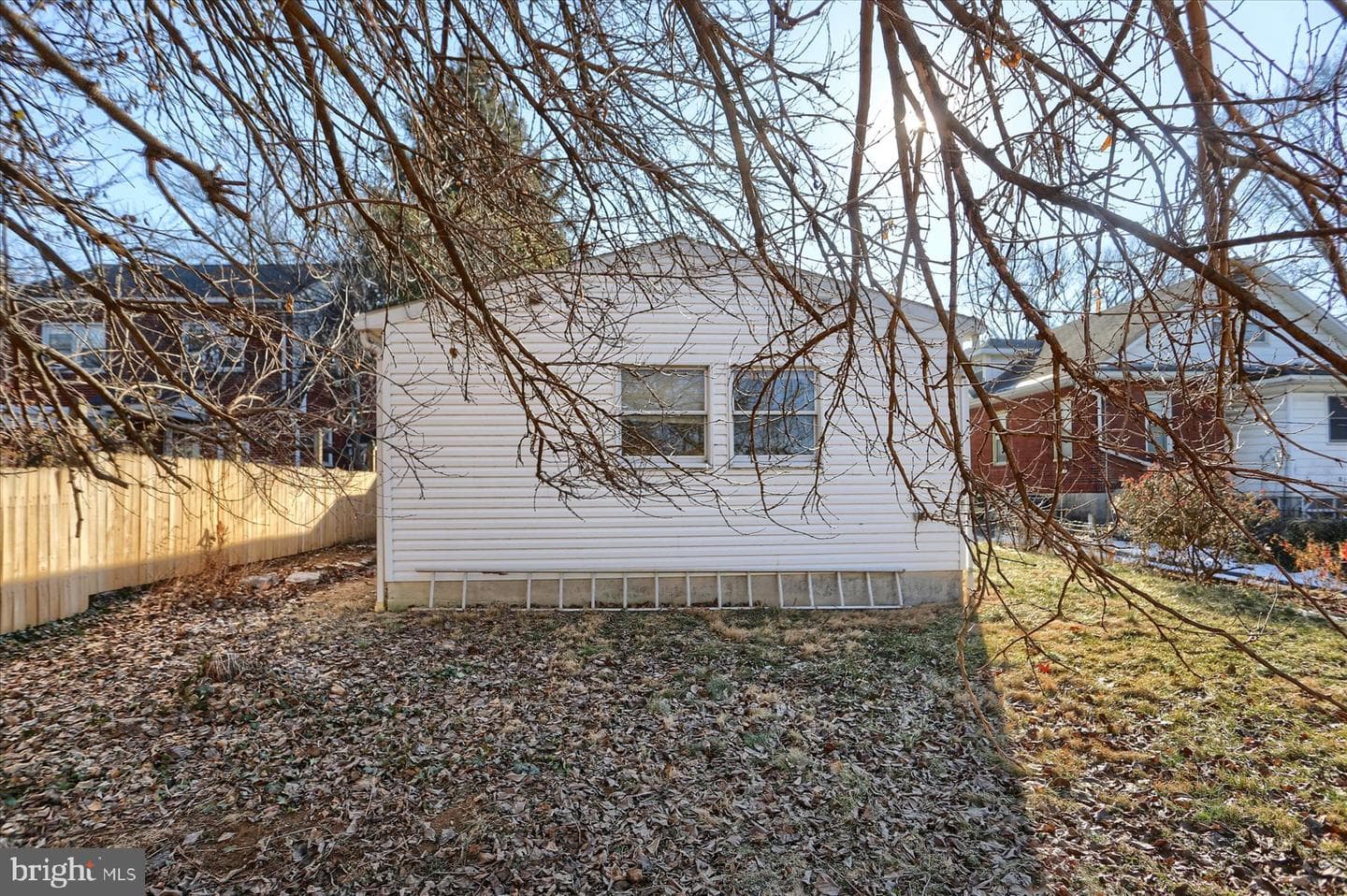 365 Walton Street photo 39