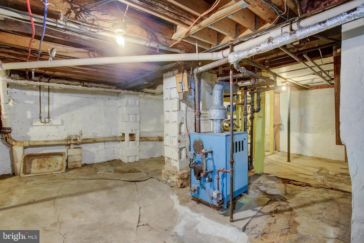 470 E King Street photo 33