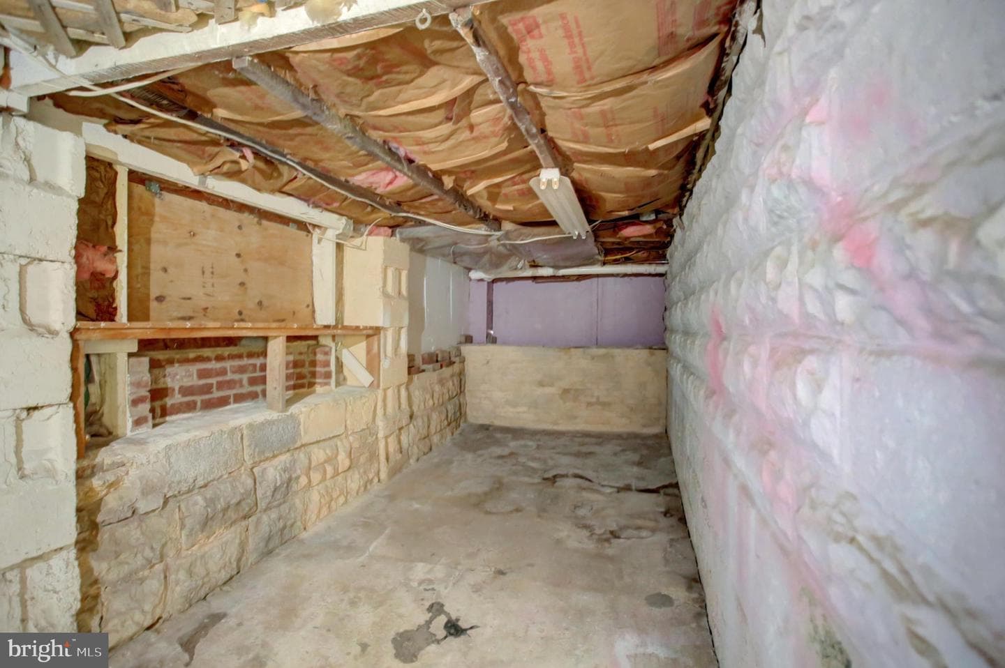 470 E King Street photo 35
