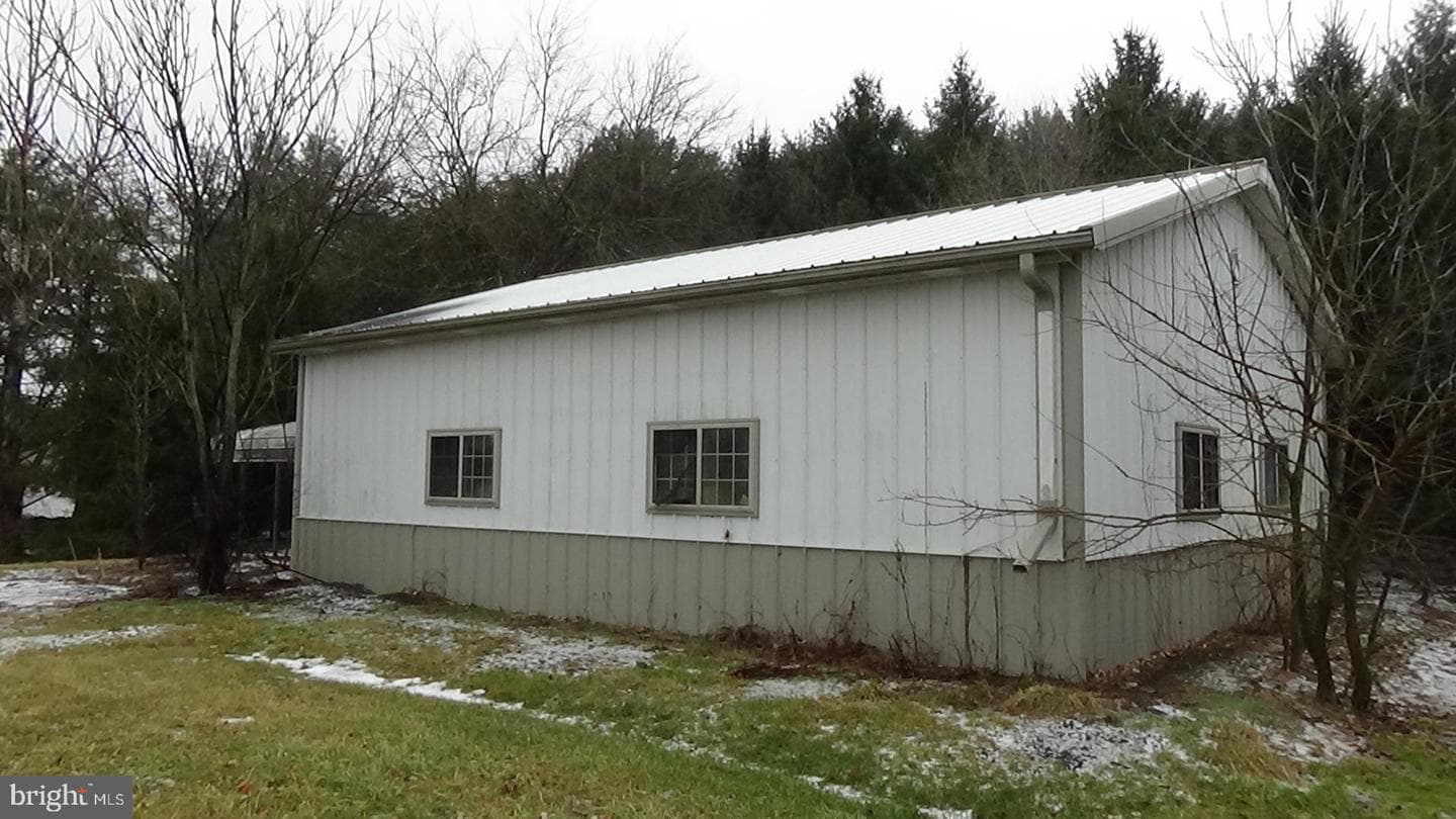 3181 Spring Road photo 12