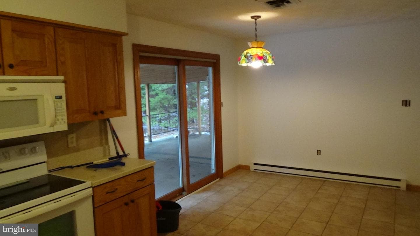 3181 Spring Road photo 8
