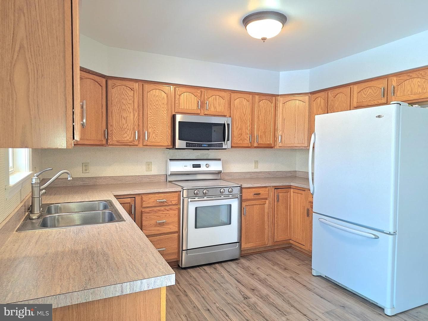 801 W Shady Lane photo 13