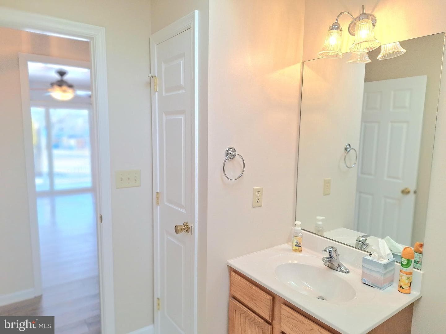 801 W Shady Lane photo 22
