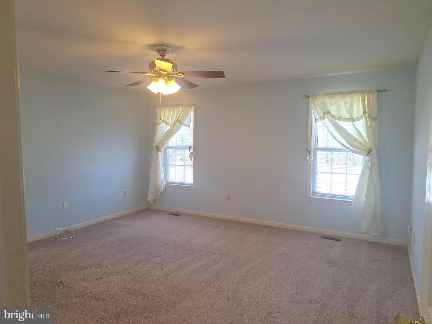 801 W Shady Lane photo 23