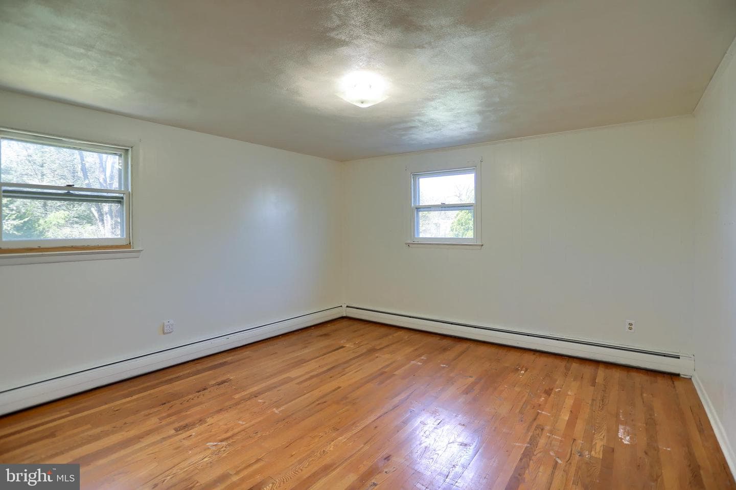 4803 Charles Road photo 4
