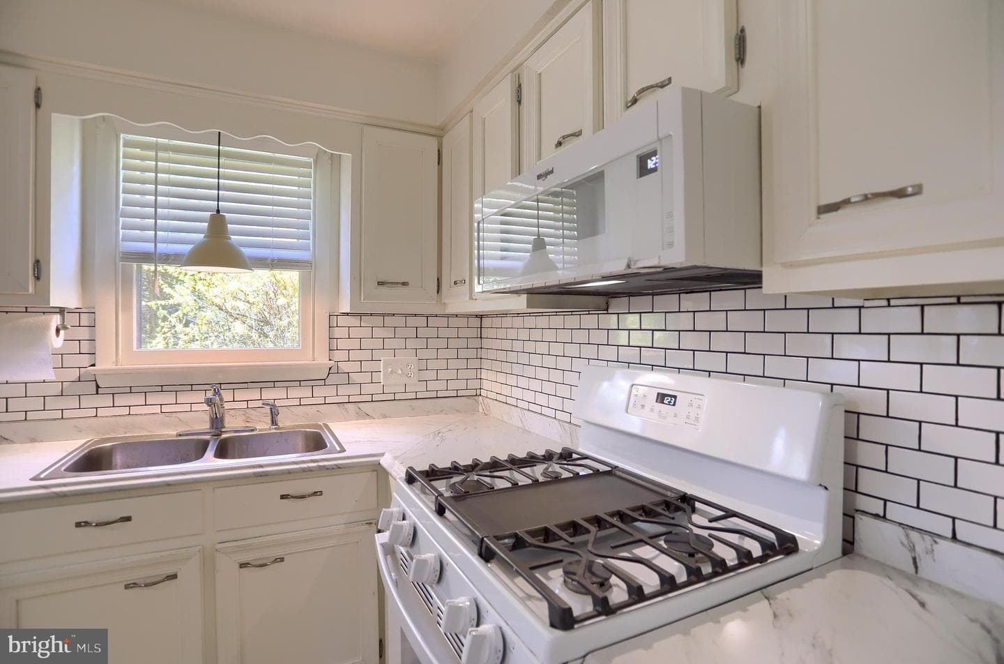 4803 Charles Road photo 9