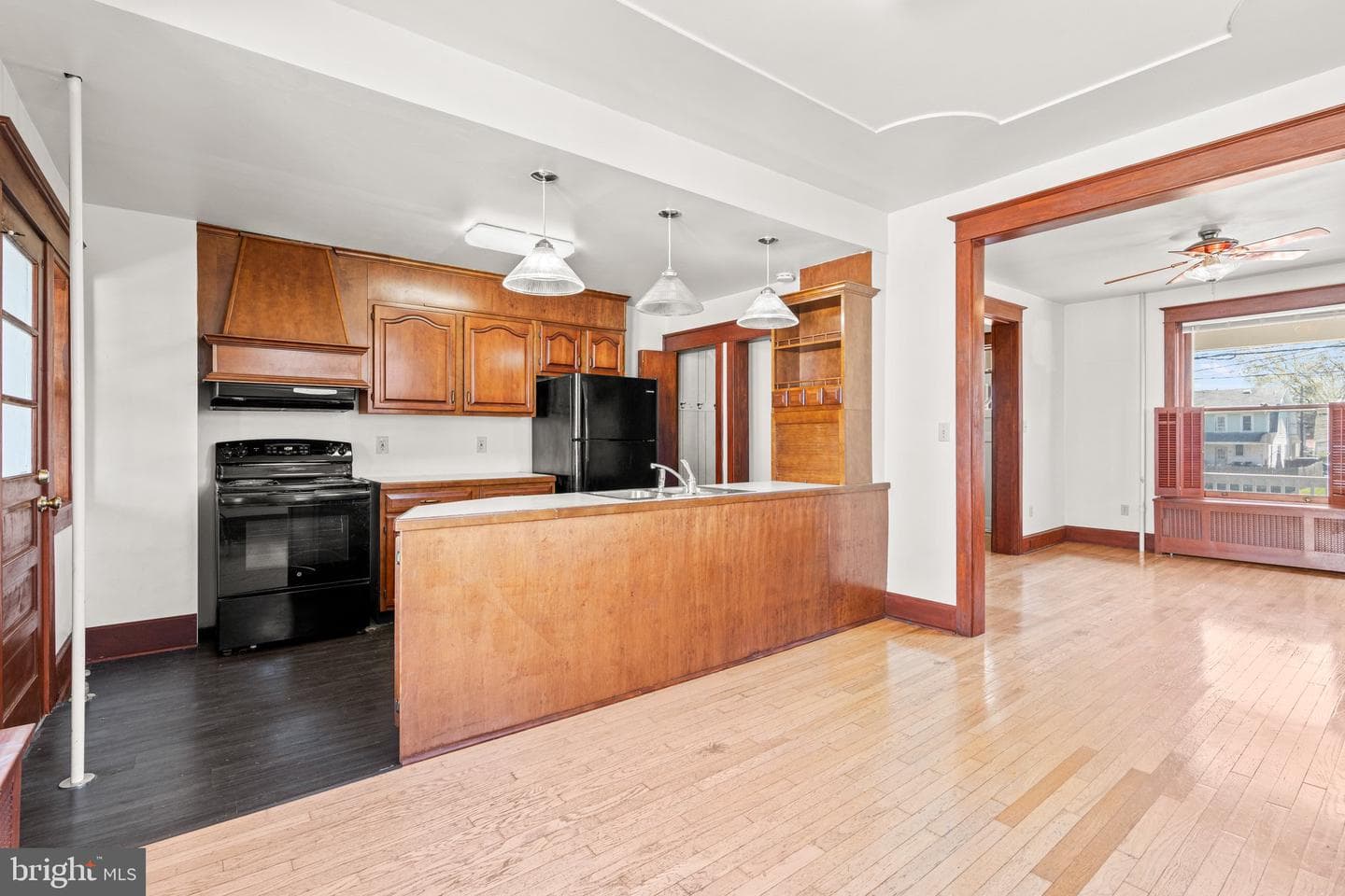 305 11th Street photo 16