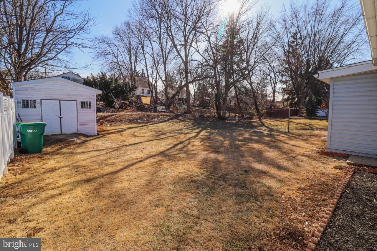 4712 Delbrook Road photo 48