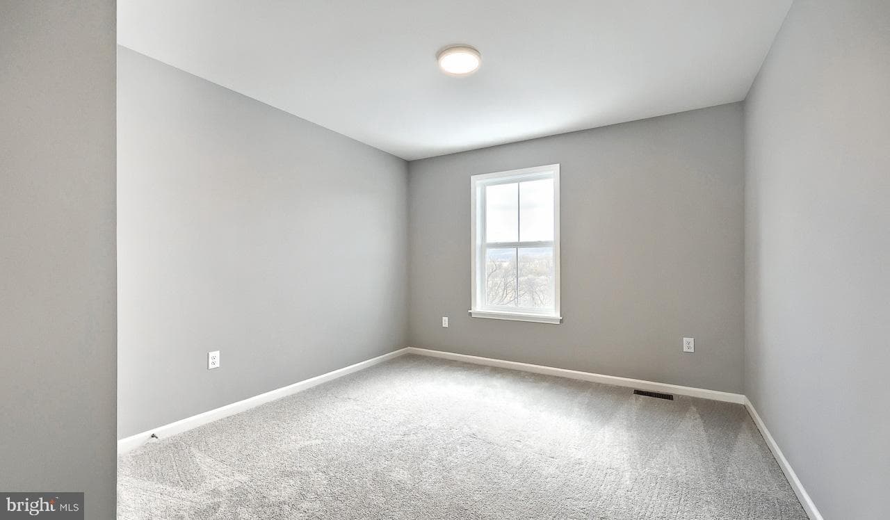 109 Blue Mountain Boulevard photo 21