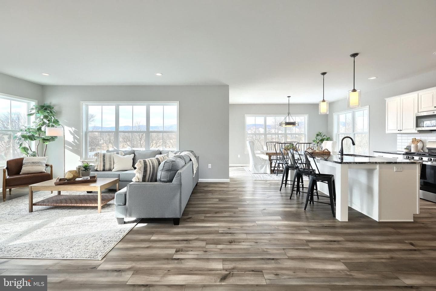 109 Blue Mountain Boulevard photo 8