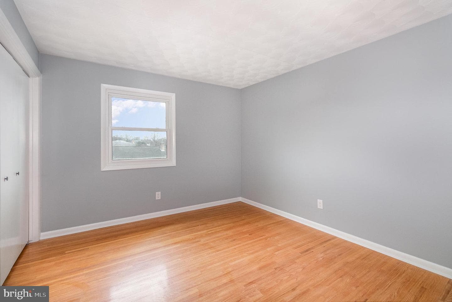 325 Belaire Drive photo 18