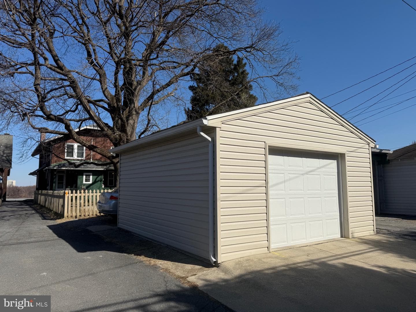 622 N Front Street photo 22