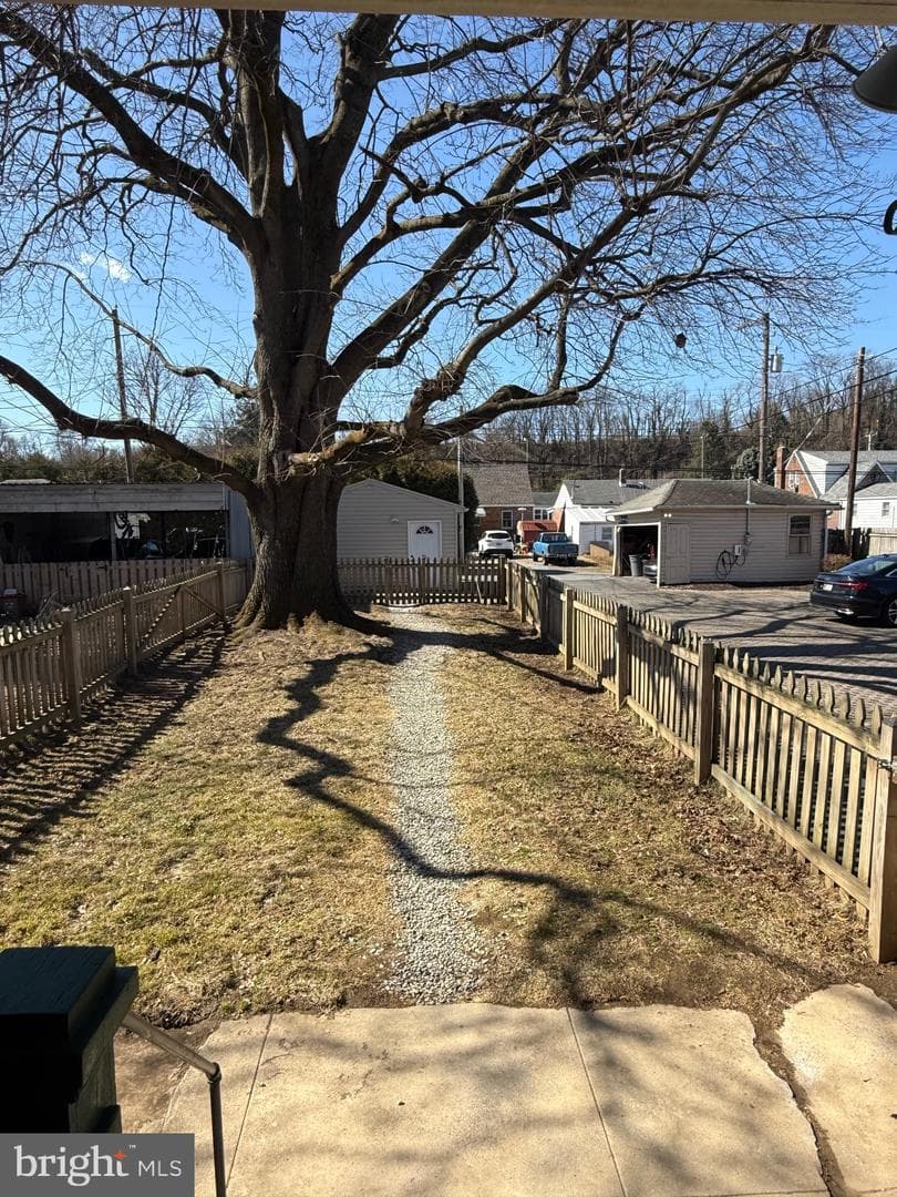 622 N Front Street photo 5