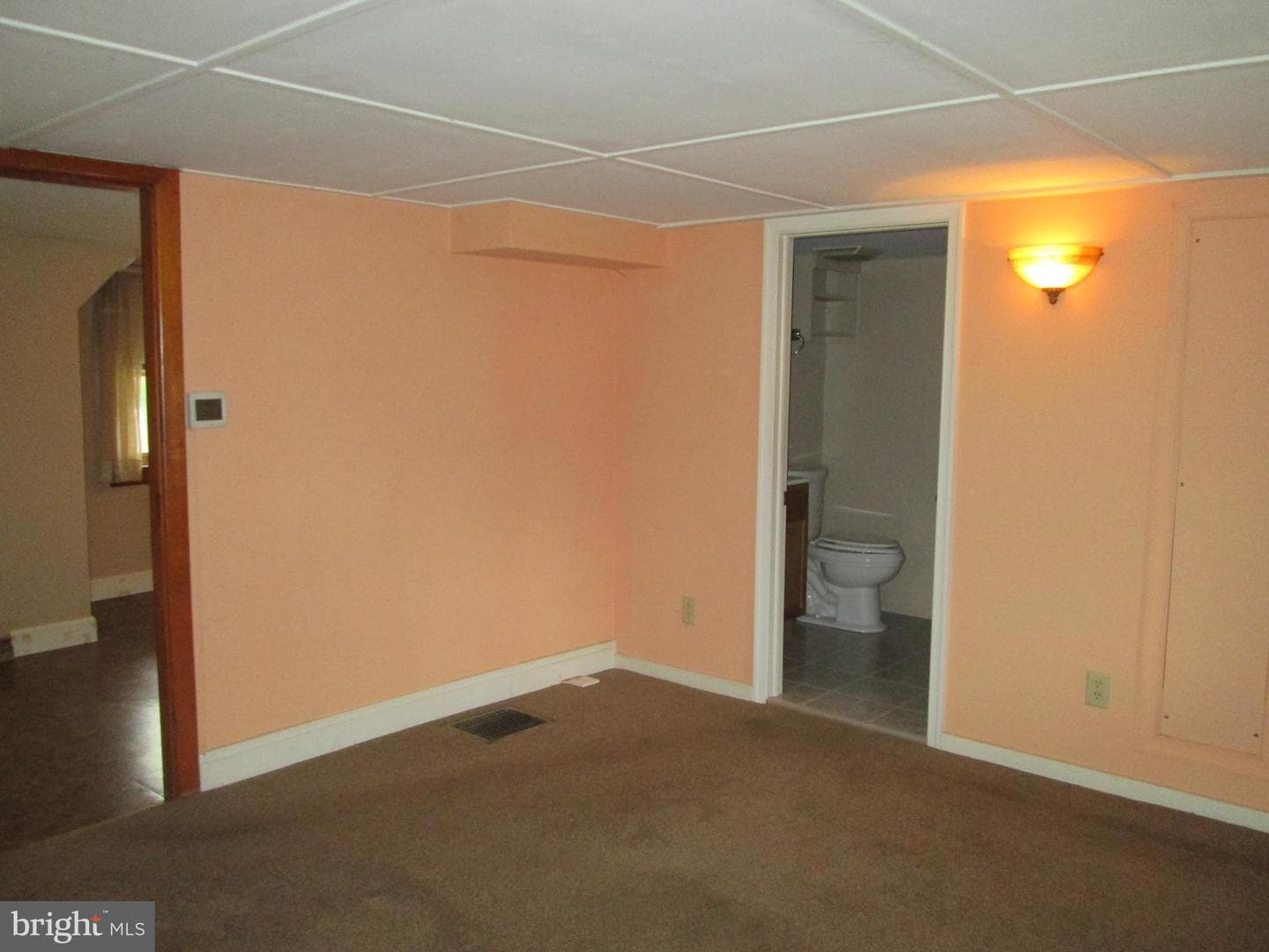 1422 Walnut Bottom Road photo 4