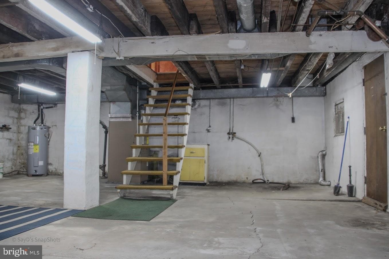 101 E Perry Street photo 15