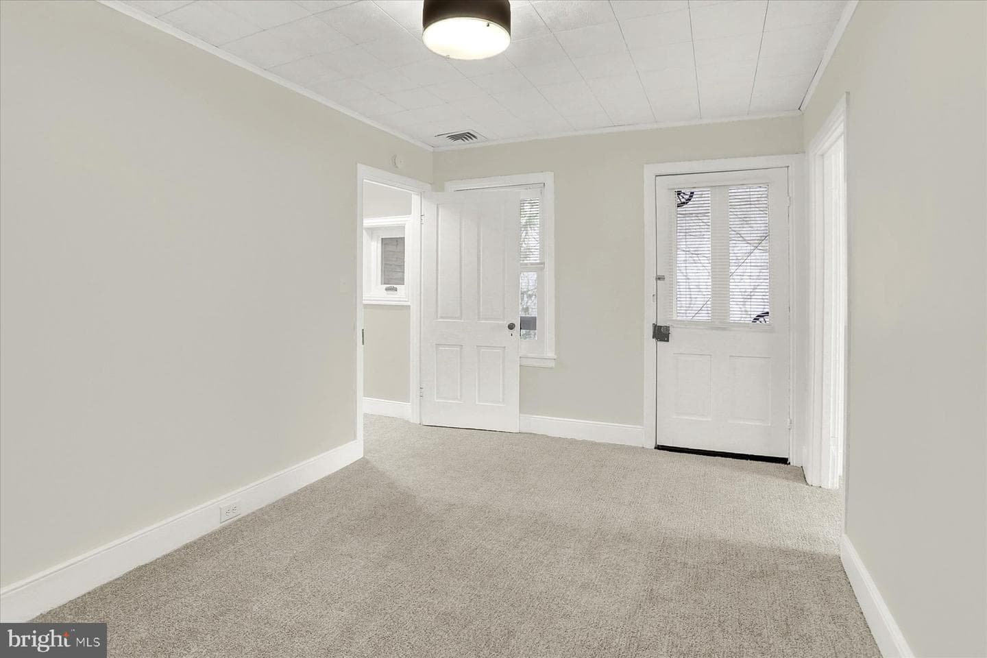 220 S Market Street photo 15