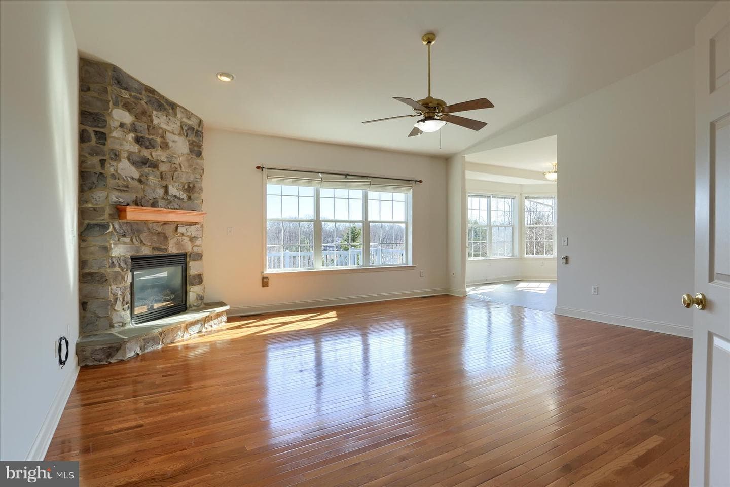 4032 Caissons Court photo 8