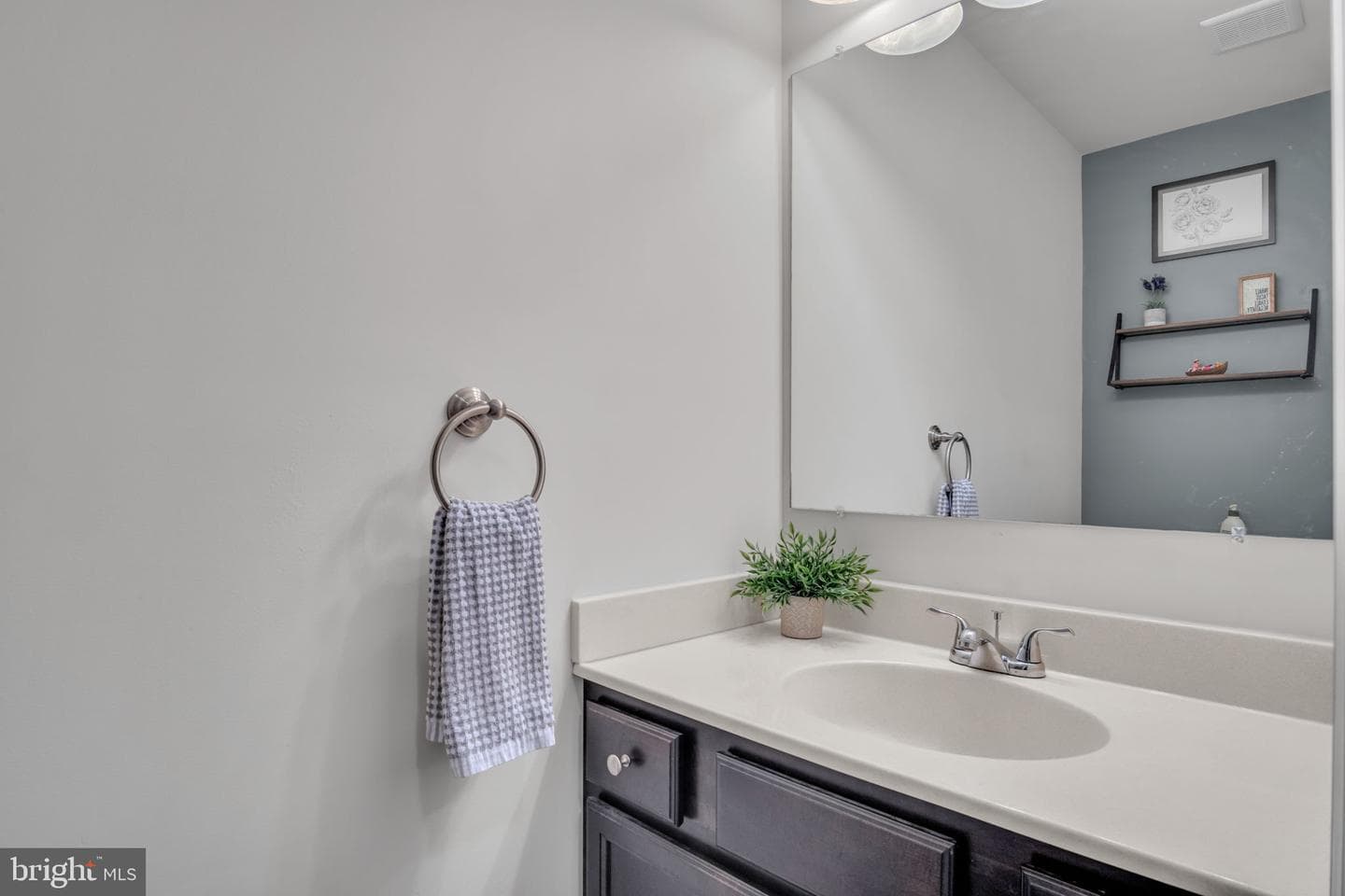 181 Melbourne Lane photo 11