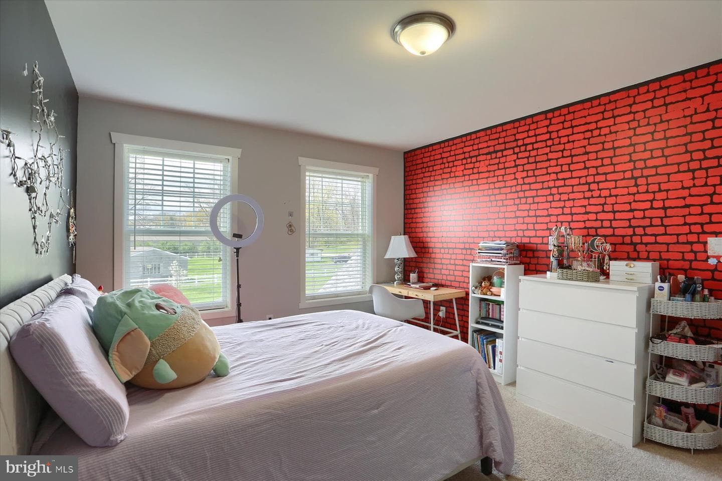 103 Steven Drive photo 32