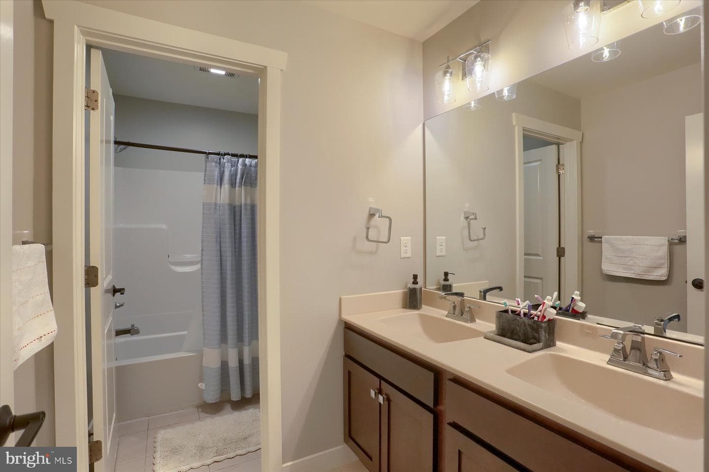 103 Steven Drive photo 34