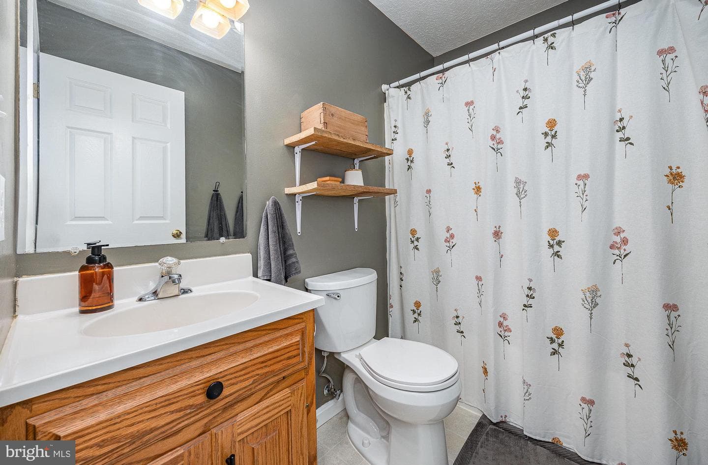 410 Freedom Drive photo 18