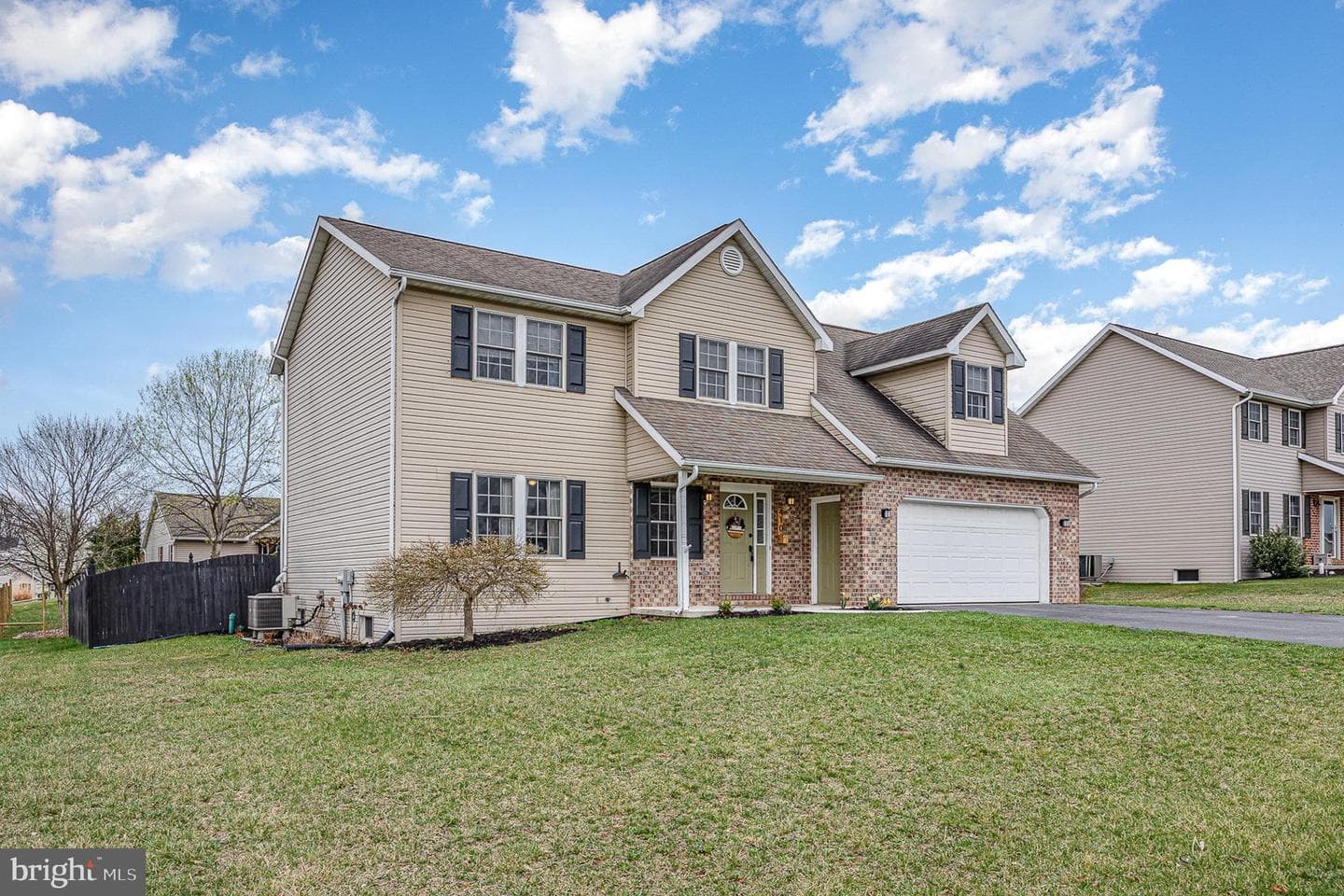 410 Freedom Drive photo 2